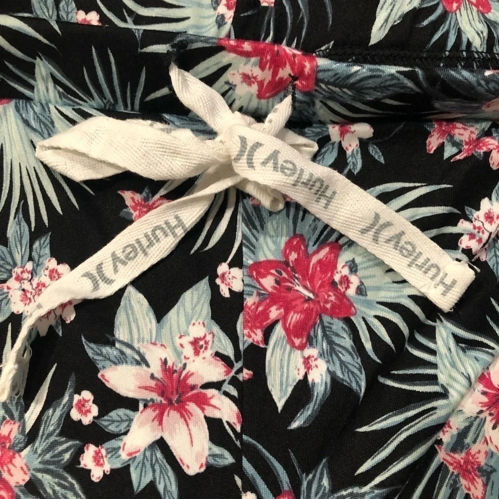 Hurley / NWT/ Sleep Long Sleeve Notch Collar Pajama Set / Tropical Oasis / LG - Picture 8 of 11